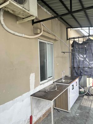 Pass the big balconies room, cut out the Bình Thạnh kitchen