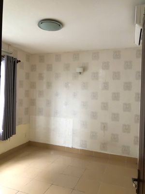 Need to rent the Green House 6 A South Sai Saigon area: 66 meters two, two bedrooms, 8.5 million.th.