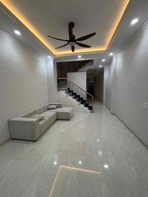 The 60 M2MM 1 01 1 .2 floors plus the roof 4 bedrooms 015 new houses 100% new