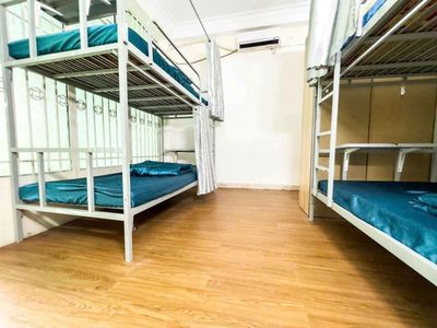 The open hostel of Lê Trọng Tấn, the price of 1 million2