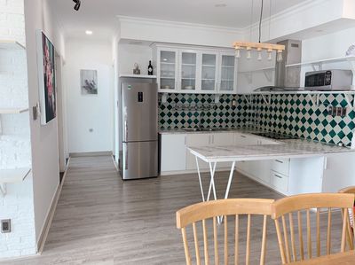 Renting Central Plaza apartment 70 meters, two bedrooms, two toilets, 12 million.