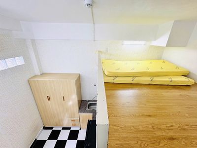 Renting apartment--full interior--at the University of Diarys