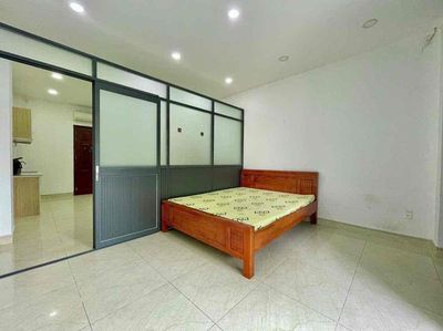 The balcony apartment. Two cityland private bedrooms.