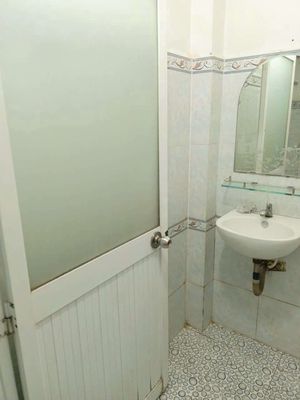 Two-story room near Thới Tam Thôn 10, 5-metre traffic.