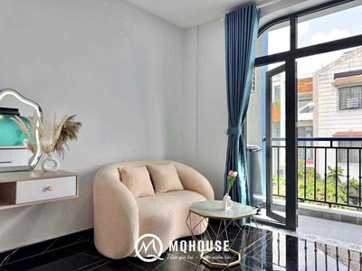 Rent the balcony studio at 36 meters in Nơ Trang Long near the market.