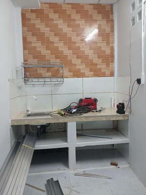 The Nguyễn Thượng Hiềns. Three roof kitchens.