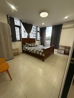 Rent mini apartment-- 1 living room, one bedroom, one roof--Yên Thế, Tsn Airport.