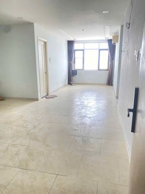 Seven-year apartment rent for three ps, no interior cost 10.5 million a month.