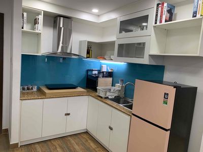 to rent high-level Kington 75 meters2. Two bedrooms. 20 million.