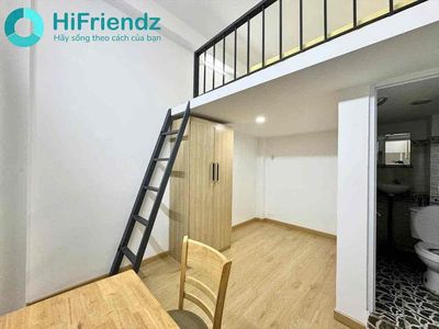 Renting Dupinx right into Bình Trị Đông.