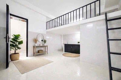 - Pantheon - wide 40 M2 elevators - stiletto