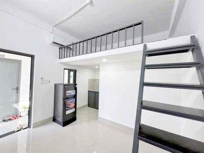 - Pantheon - wide 40 M2 elevators - stiletto