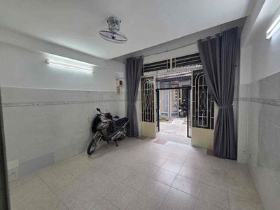 Rent an alleyhouse Huỳnh Văn Nghệ of the 15 Tân Bình district