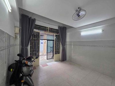Rent an alleyhouse Huỳnh Văn Nghệ of the 15 Tân Bình district