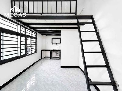 - 35 M2 in a guard motel - 35 M2 - right on Nguyễn Văn Quá