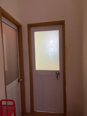 Rent room.