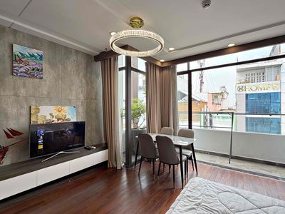 Bacol apartment right in the park, the house designed to have taste.