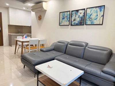 MIRI Bến Vân Đồn rents a three-size bedroom beautiful interior.