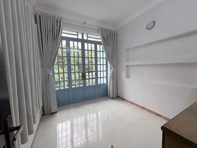 Rent a house in the Ho Chiang Chief - 3 stories - 3 x 10 meters - 3 bedrooms