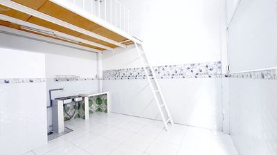 Rent room near the University of City 12 miles away