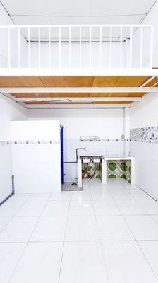 Rent room near the University of City 12 miles away
