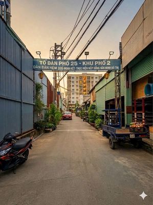 Rent the warehouses at 10 meters hương lộ 80, area 14 x22, 290 m next kcn
