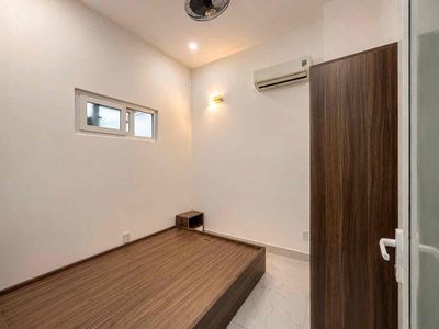Rent two rooms of Nguyễn Gia Trí Street bedrooms full interior.