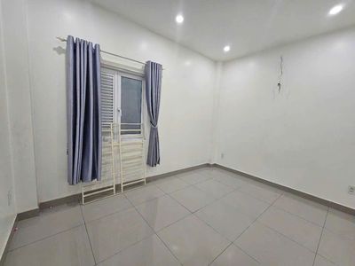 Renting furniture 6 toilets 4 bedrooms for 14 million