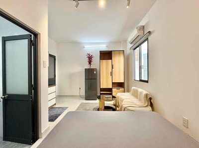 rented a new room - near the flower-town/art industry park