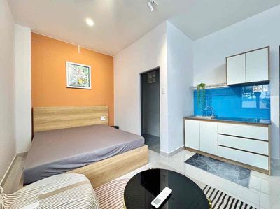 rented a new room - near the flower-town/art industry park