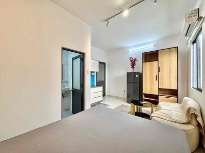 rented a new room - near the flower-town/art industry park