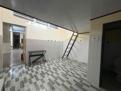 The student room has only a few rooms left.