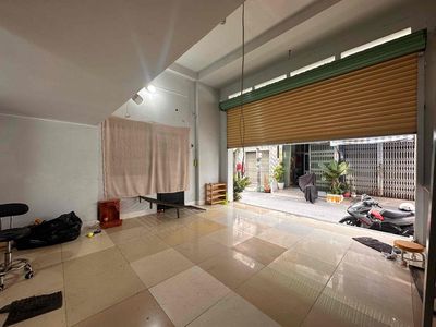 Rent room.