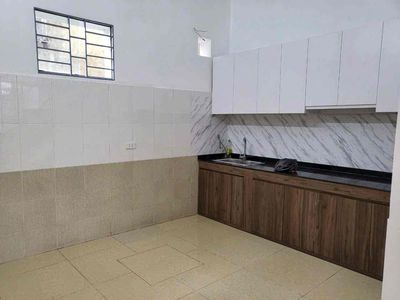 Rent a house near the Bridge area 180 meters 1 .10th floor 4th floor bedroom 3 toilets