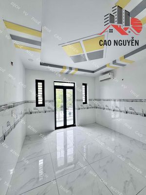 4 x 20 1 2 floors 2 3-foot toilets 6 meters through Mã Lò