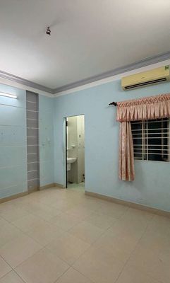 Room 40 meters of service full interior has a toilet kitchen in the room