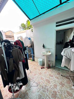 For renting C4x10 Irr.ta19... 12th birthdays: 420mm 3 pm2 toilets