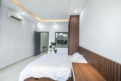 Rent an 80-foot bedroom, Hai Bà Trưng, District 1.