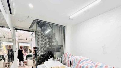 Rent the original house 45 Cô Giang, Phú Nhuận