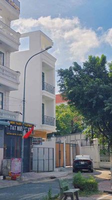 Rent the 8 x 16 feet. 3 floor st 688 Lê Đức Thọ-KO Osimi 6 bedrooms 35 million