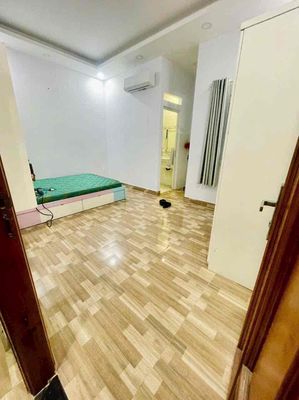 17 bedroom apartment building.17 toilets plus 1 mb. Full client for renting 75 million refrigerators.