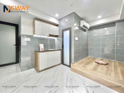 It's only 100 percent of the studio with elevators, air conditioning, beautiful 24 hours security.
