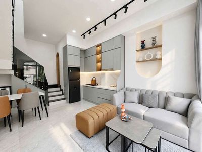 home of an interior--there's yard--two bedrooms: 15 million. Xô Viết Nghệ Tĩnh, Bình Thạnh