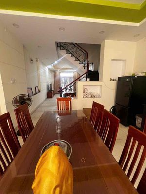 Rent the Sudc Angum, 4% x20 meters, 3 stories, 4 bedrooms, 20 meters, District 12
