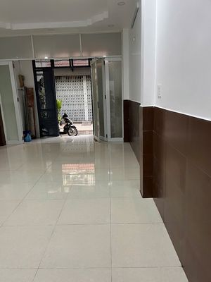 Renting house-Lạc Long Quân, 1894 5, District 11 (near cvne Sen)