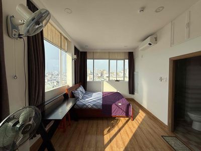 Rent the city view room in the middle of nowhere.
