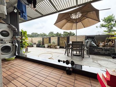 Rent Botanica Premier 3 bedrooms 2 full interior toilets in a super nice spot