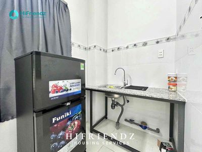 Rents cheap student studios near ueh University, high-end professor.