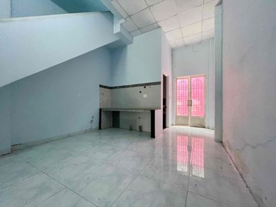 Rent a 40-dollar refrigerator house at the power college, 84 M2, 12 M.