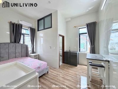 The LZz1, the entire apartment of the balcony, the Đỗ Xuân Hợp, the Pacific Cross.